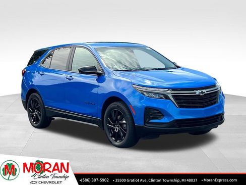 Certified 2024 Chevrolet Equinox LS w/ LS Convenience Package FWD image 9