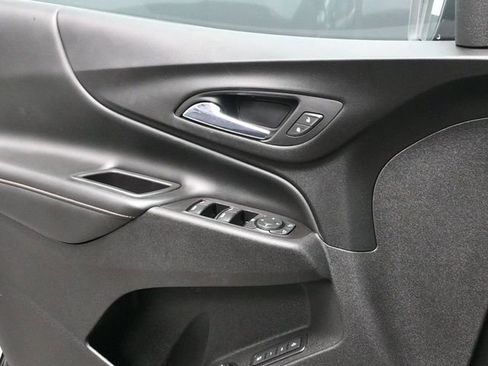 Used 2020 Chevrolet Equinox Premier image 23
