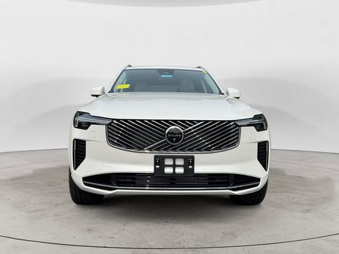 New 2026 Volvo XC90 T8 Ultra w/ Protection Package Premier image 25