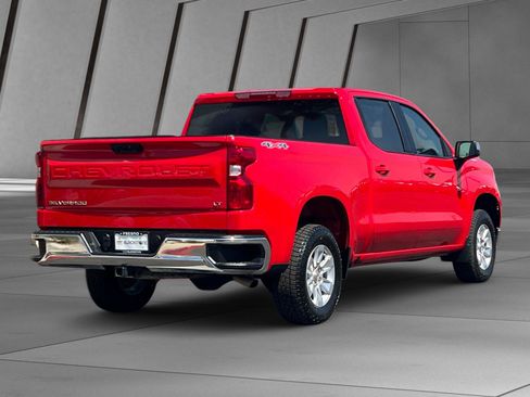Used 2025 Chevrolet Silverado 1500 LT AWD/4WD image 4