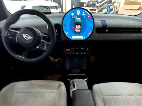 Certified 2025 MINI Cooper S image 17