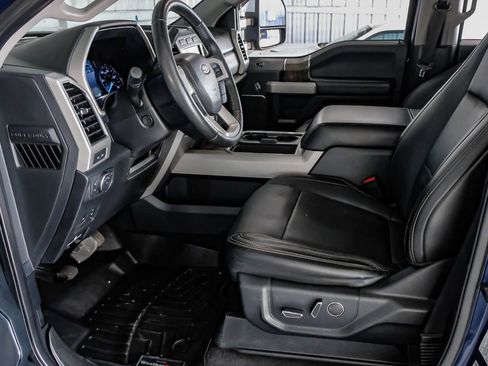 Used 2019 Ford F250 Lariat w/ Lariat Ultimate Package image 14