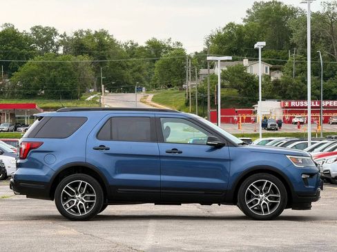 Used 2018 Ford Explorer Sport w/ Equipment Group 401A AWD/4WD image 6