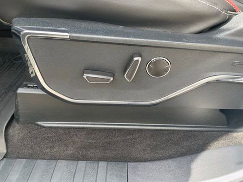 Used 2023 Ford F150 Lariat w/ Equipment Group 502A High image 42