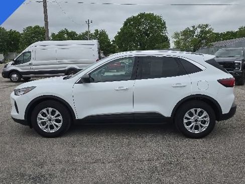 Used 2024 Ford Escape Active w/ Tech Pack #1 FWD image 4