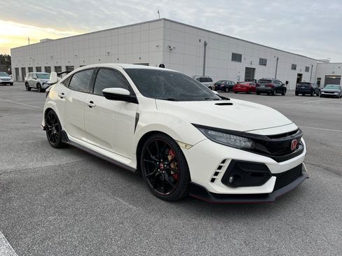 Used 2018 Honda Civic Type R image 4