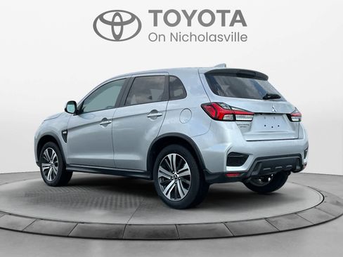 Used 2025 Mitsubishi Outlander Sport ES AWD/4WD image 3