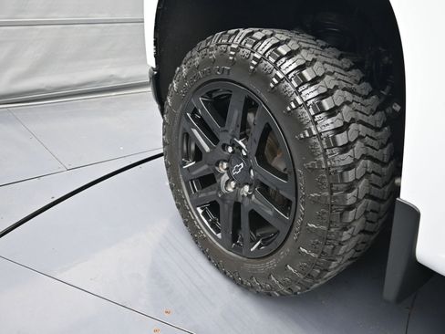 Used 2021 Chevrolet Silverado 1500 LT Trail Boss w/ Bed Protection Package image 32