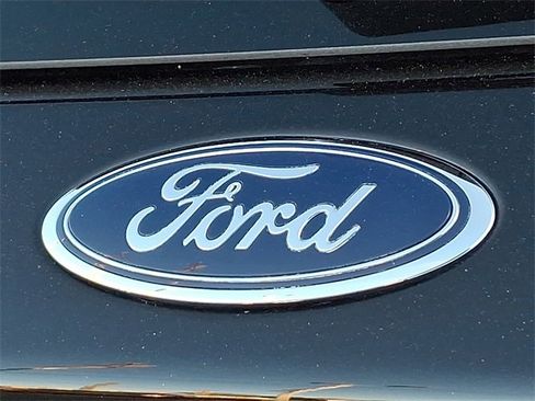 Used 2025 Ford Explorer ST-Line w/ ST-Line Street Pack image 31