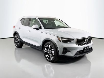 Used 2025 Volvo XC40 B5 Plus w/ Protection Package Premier