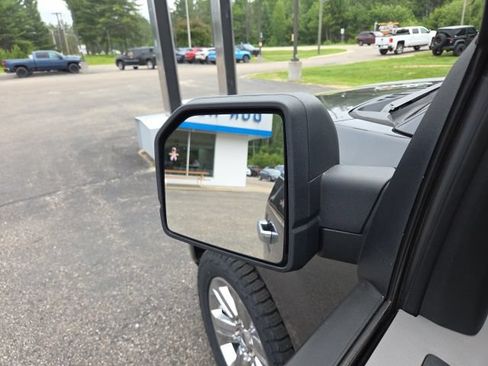 Used 2019 Ford F150 XLT w/ Equipment Group 302A Luxury AWD/4WD image 45