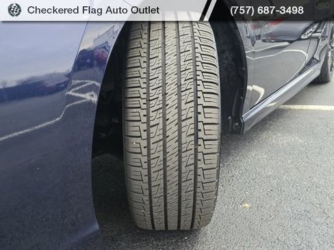 Used 2021 Toyota Camry XSE image 14