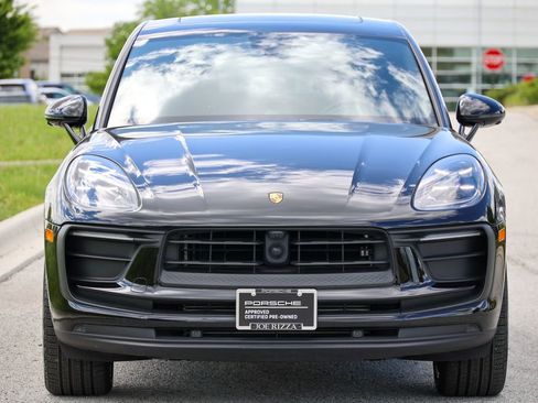 Certified 2026 Porsche Macan AWD/4WD image 17
