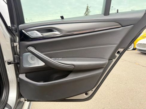 Used 2018 BMW M5 w/ Executive Package image 24