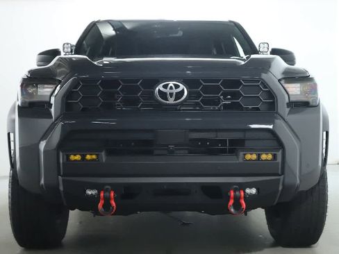 Used 2025 Toyota 4Runner TRD Off-Road Premium image 5