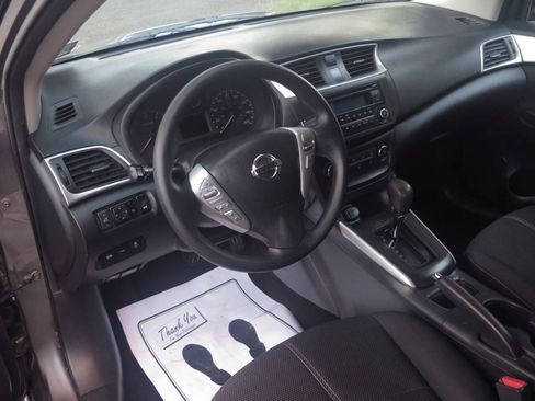 Used 2016 Nissan Sentra S FWD image 8