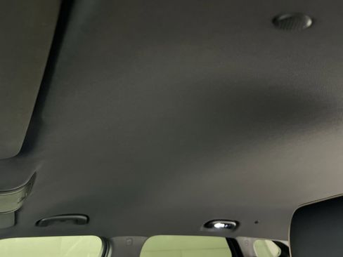 Used 2019 Chevrolet Blazer Premier w/ Driver Confidence II Package image 23