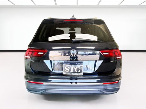 Used 2023 Volkswagen Tiguan SE FWD image 5