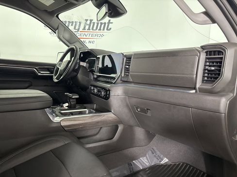 Used 2024 Chevrolet Silverado 1500 LTZ w/ Z71 Off-Road Package image 29