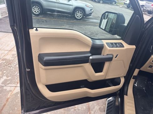 Used 2020 Ford F150 XLT w/ Equipment Group 302A Luxury image 16