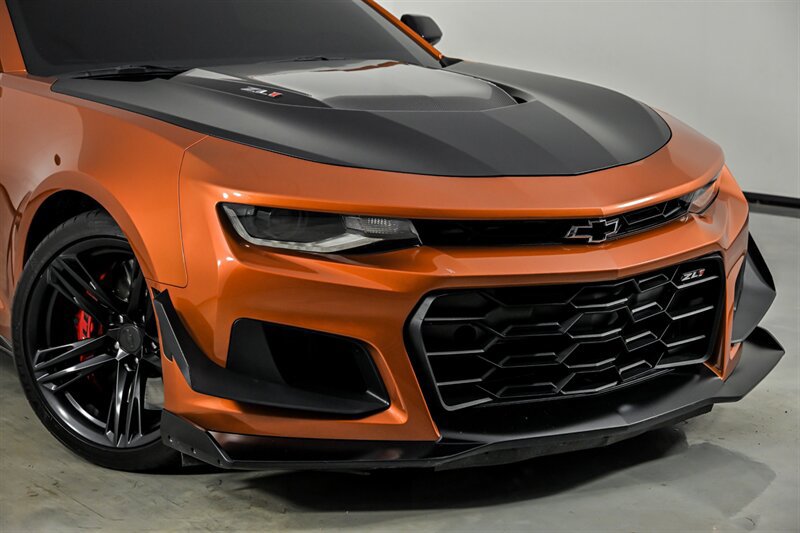 Used 2022 Chevrolet Camaro ZL1 RWD image 2