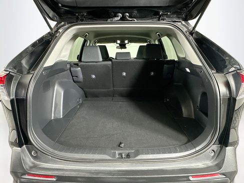 Used 2024 Toyota RAV4 LE image 28