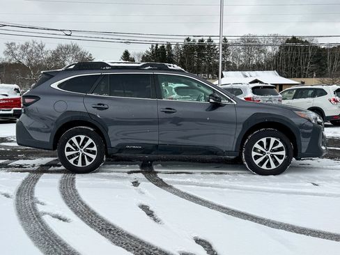 Certified 2025 Subaru Outback Premium w/ Popular Package #1A image 2
