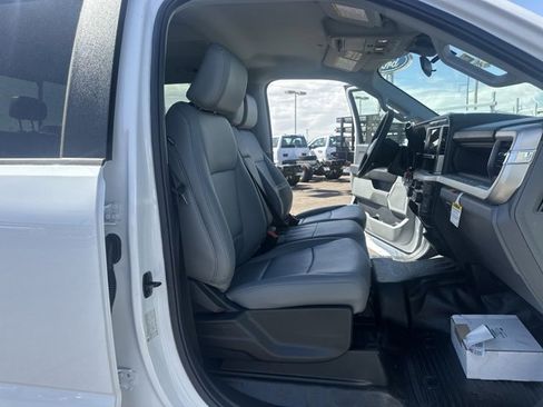New 2025 Ford F550 4x4 Crew Cab Super Duty image 40