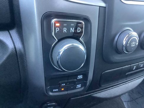 Used 2024 RAM 1500 Classic SLT AWD/4WD image 18