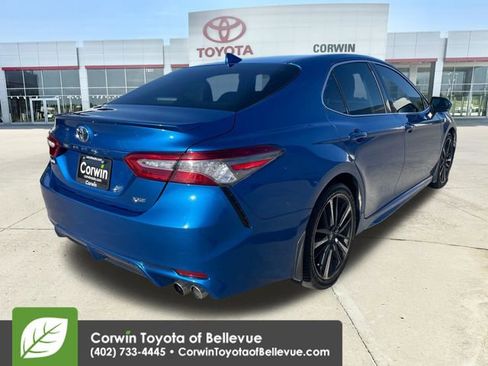 Used 2019 Toyota Camry XSE FWD image 5