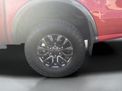 Used 2019 Ford Ranger XLT w/ Equipment Group 302A Luxury AWD/4WD image 43