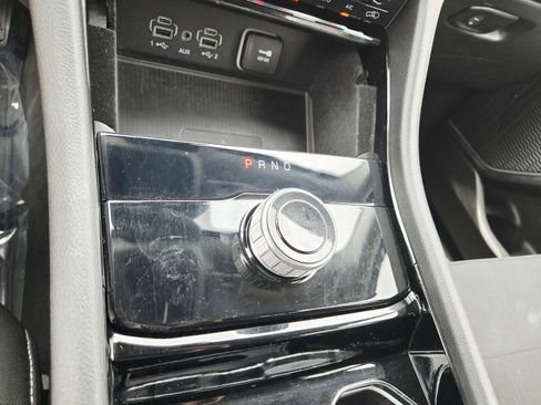 Used 2022 Jeep Grand Cherokee L Laredo w/ Luxury Tech Group I AWD/4WD image 35