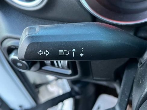 Used 2020 Jeep Wrangler Unlimited Sahara image 37