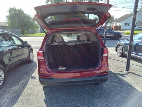 Used 2016 Kia Sorento FWD w/ LX Convenience Package image 11