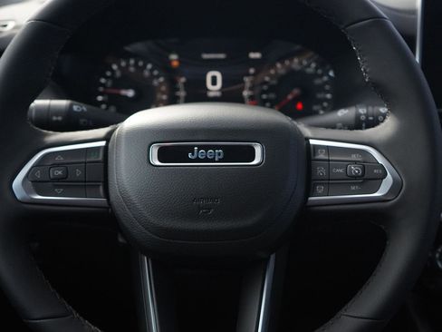 New 2026 Jeep Compass Limited image 40