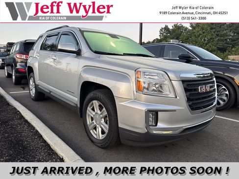 Used 2016 GMC Terrain SLE w/ Convenience Package FWD image 1