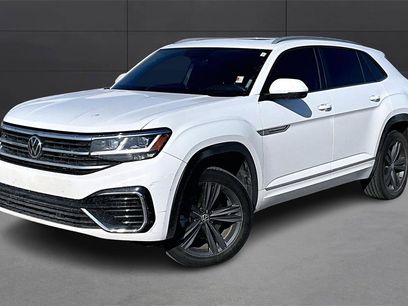 Used 2021 Volkswagen Atlas Cross Sport SE w/ Panoramic Sunroof Package