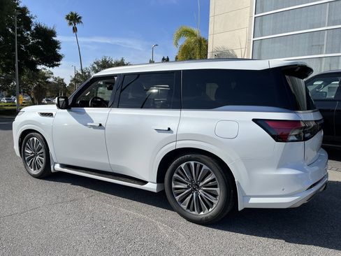 Used 2026 INFINITI QX80 Luxe w/ Cargo Package AWD/4WD image 3