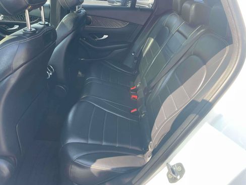 Used 2018 Mercedes-Benz GLC 300 4MATIC image 13