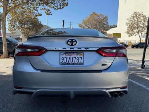 Used 2023 Toyota Camry SE image 8