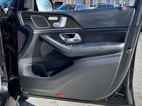 Used 2024 Mercedes-Benz GLE 450 4MATIC w/ AMG Line Exterior image 22