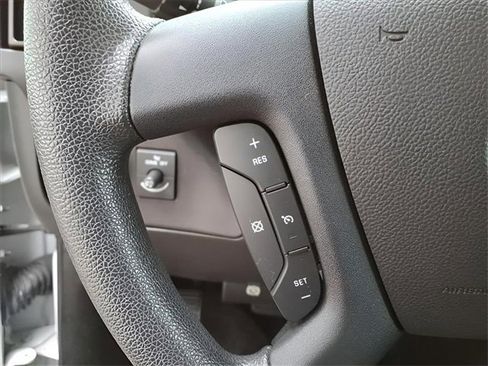 Used 2018 Chevrolet Express 3500 LT w/ LT Preferred Equipment Group image 17