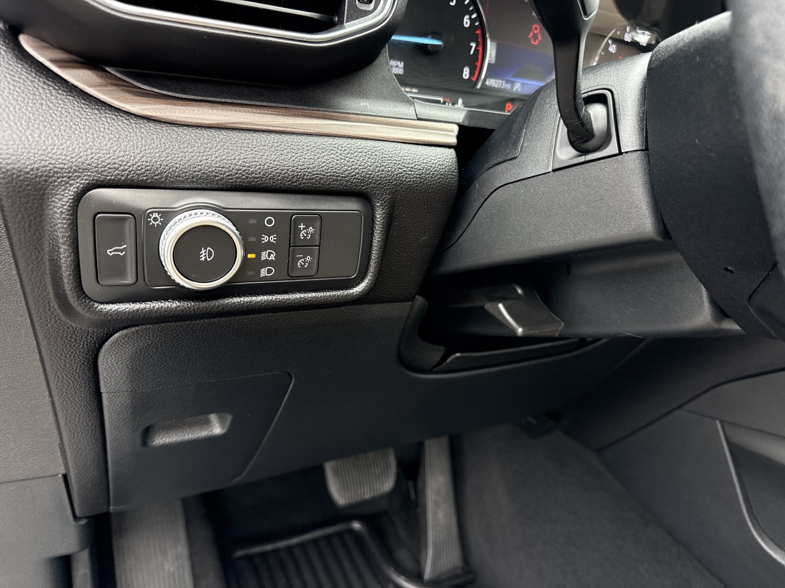 Used 2022 Ford Explorer Limited AWD/4WD image 18
