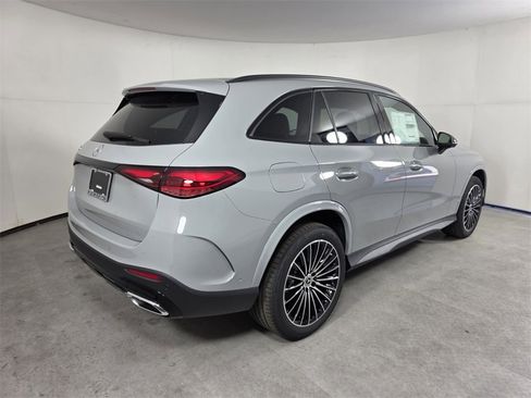 New 2026 Mercedes-Benz GLC 300 image 4