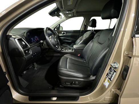 Used 2021 Kia Sorento S w/ Panoramic Sunroof Package FWD image 14