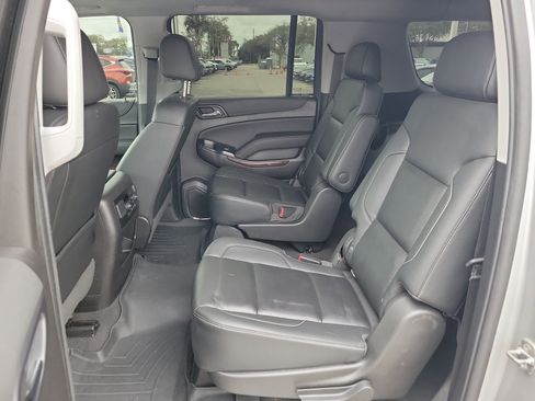 Used 2019 GMC Yukon XL SLT w/ Open Road Package image 16