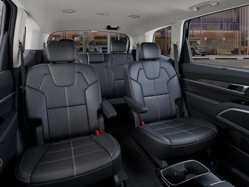 Certified 2024 Kia Telluride EX w/ EX Captain's Chair Package AWD/4WD image 16