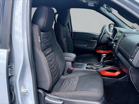 Certified 2023 Nissan Frontier PRO-4X w/ Pro Convenience Package AWD/4WD image 6