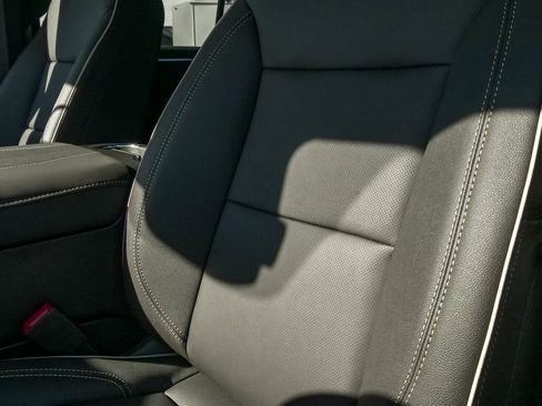 New 2026 Chevrolet Suburban Premier w/ Sun And Tow Package image 21