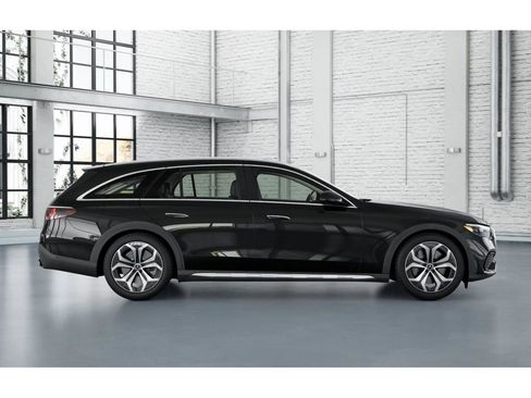 New 2025 Mercedes-Benz E 450 4MATIC All-Terrain Wagon image 16